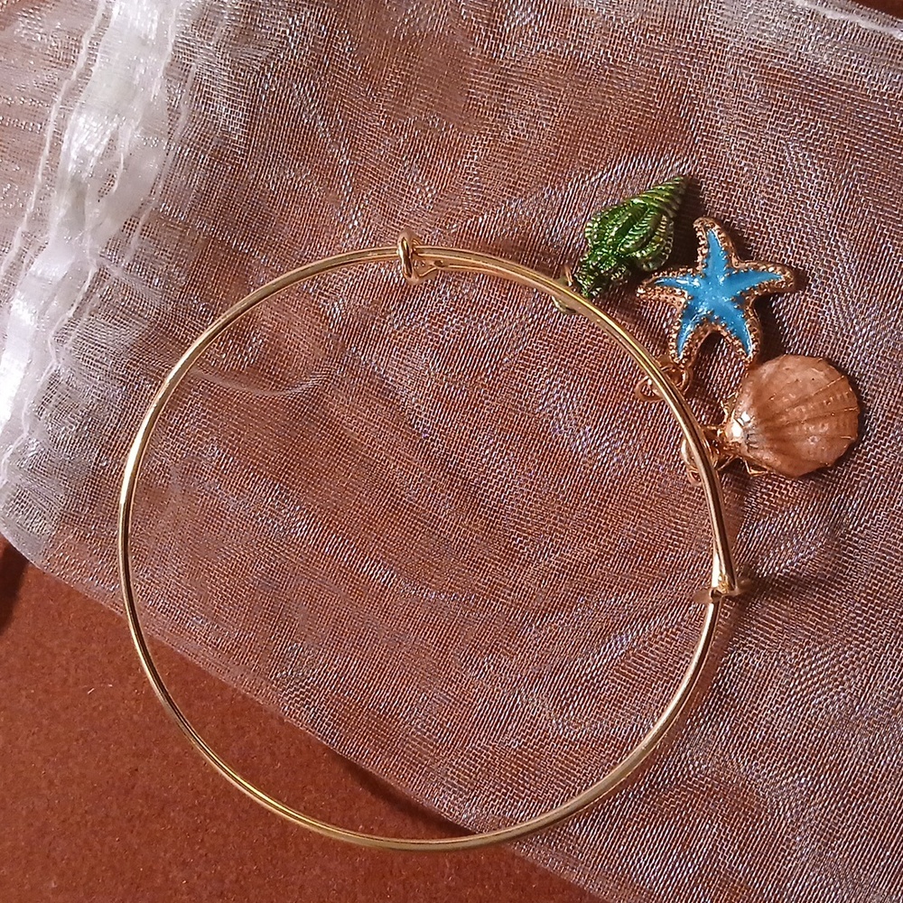 Bangle Bracelet 3 sea charms gold color